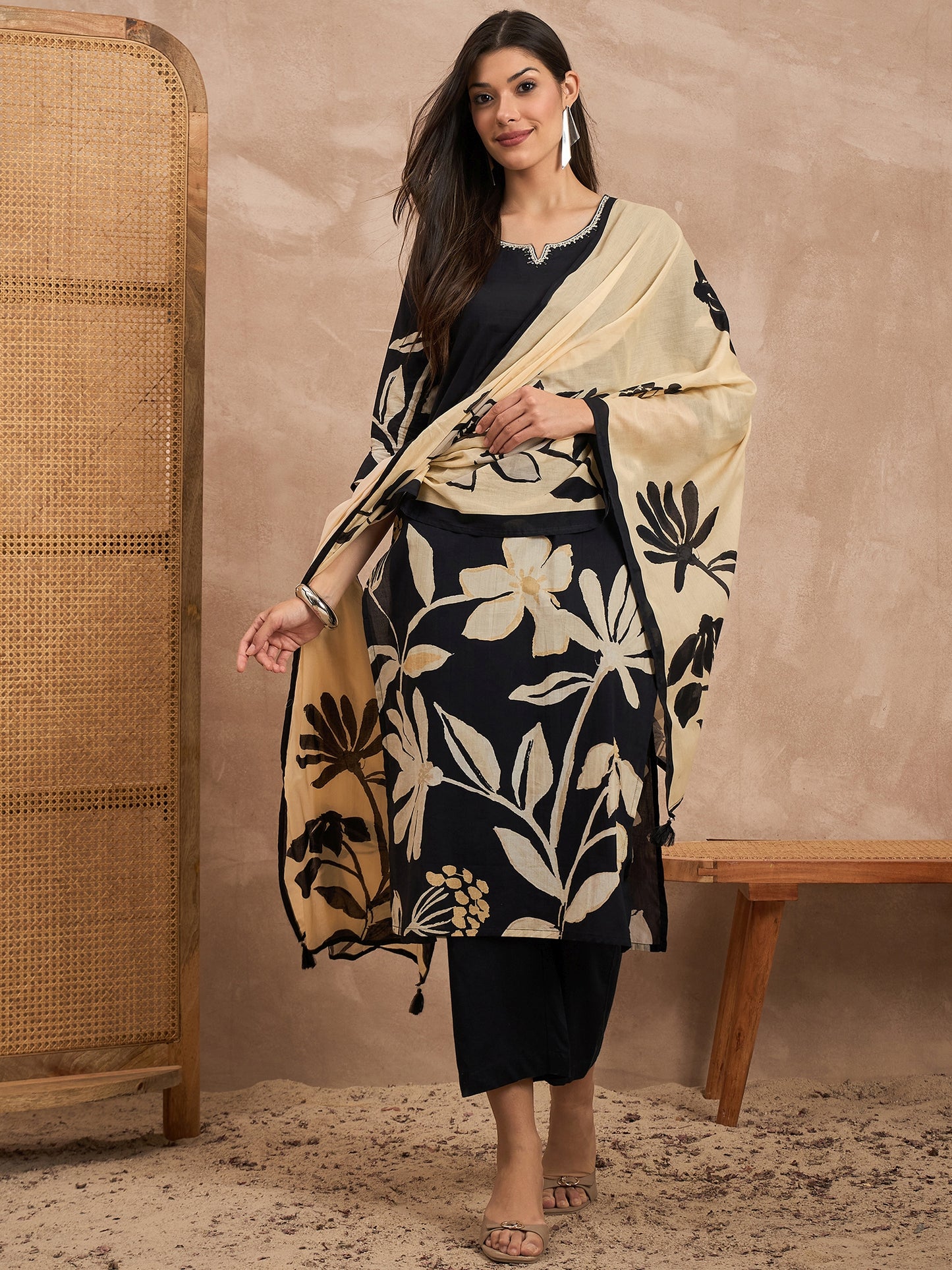 Women Floral Printed Cotton Kurta with Trousers & Dupatta