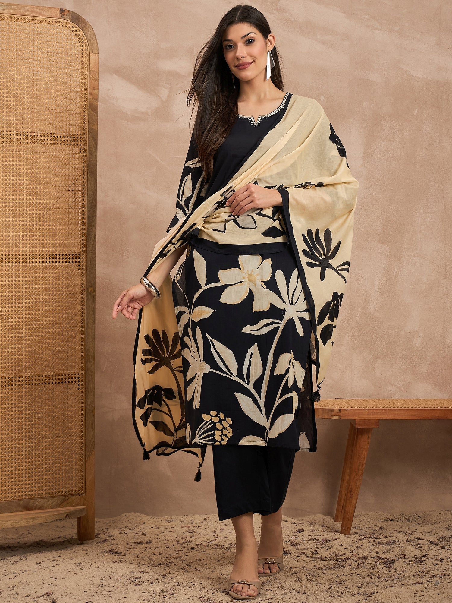 Women Floral Printed Cotton Kurta with Trousers & Dupatta