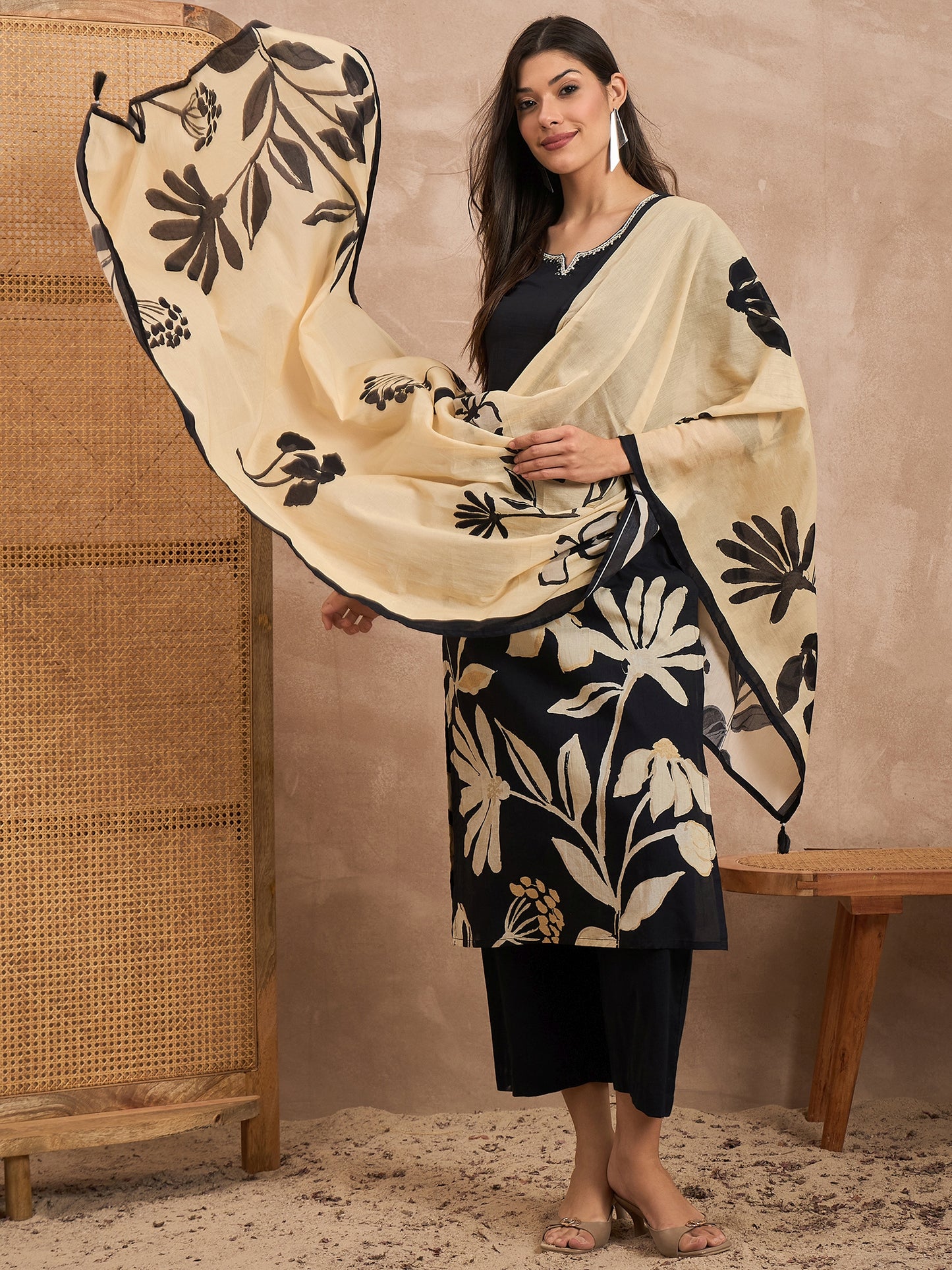Women Floral Printed Cotton Kurta with Trousers & Dupatta