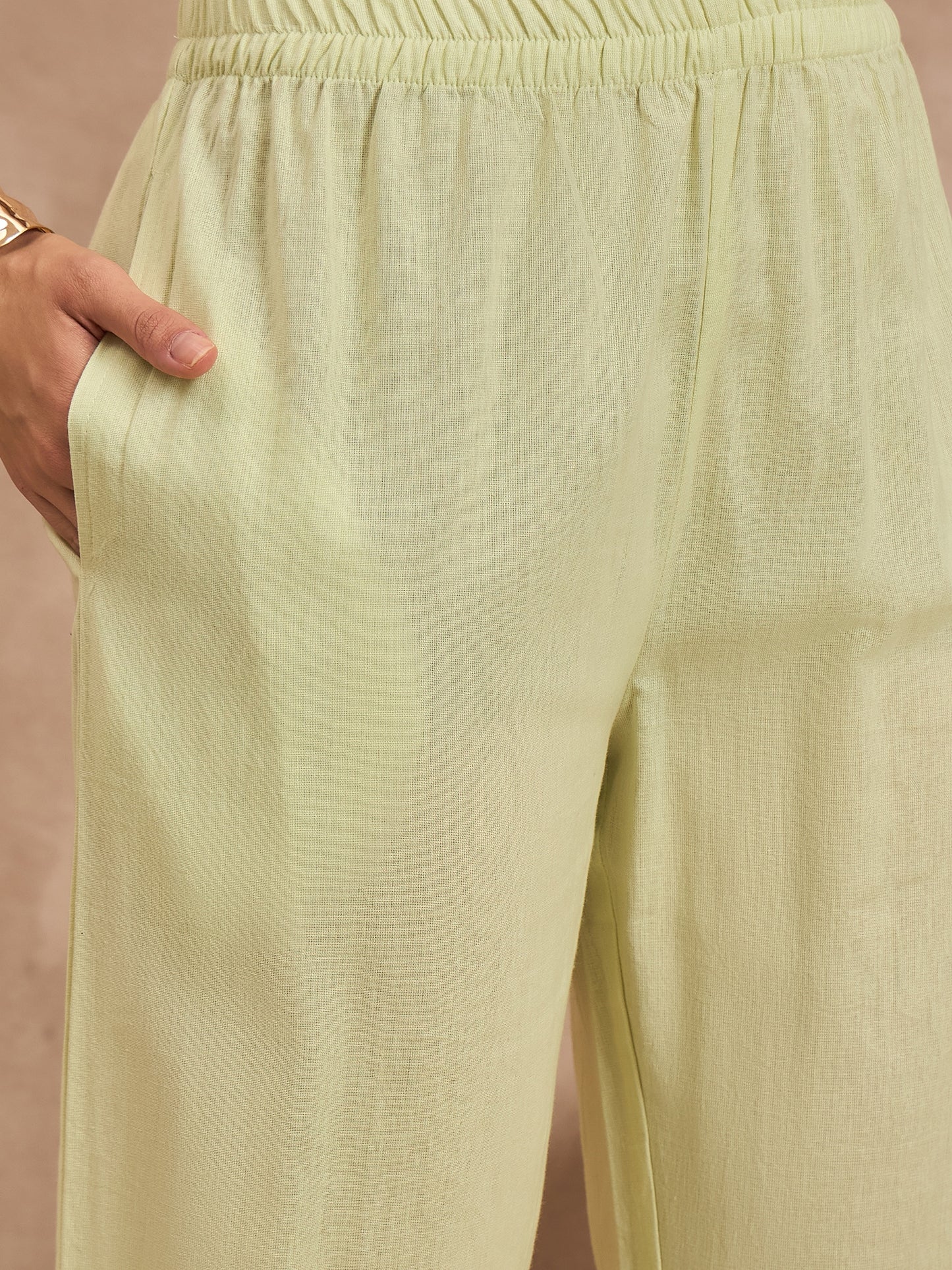 Women Floral Printed Cotton Kurta with Trousers & Dupatta