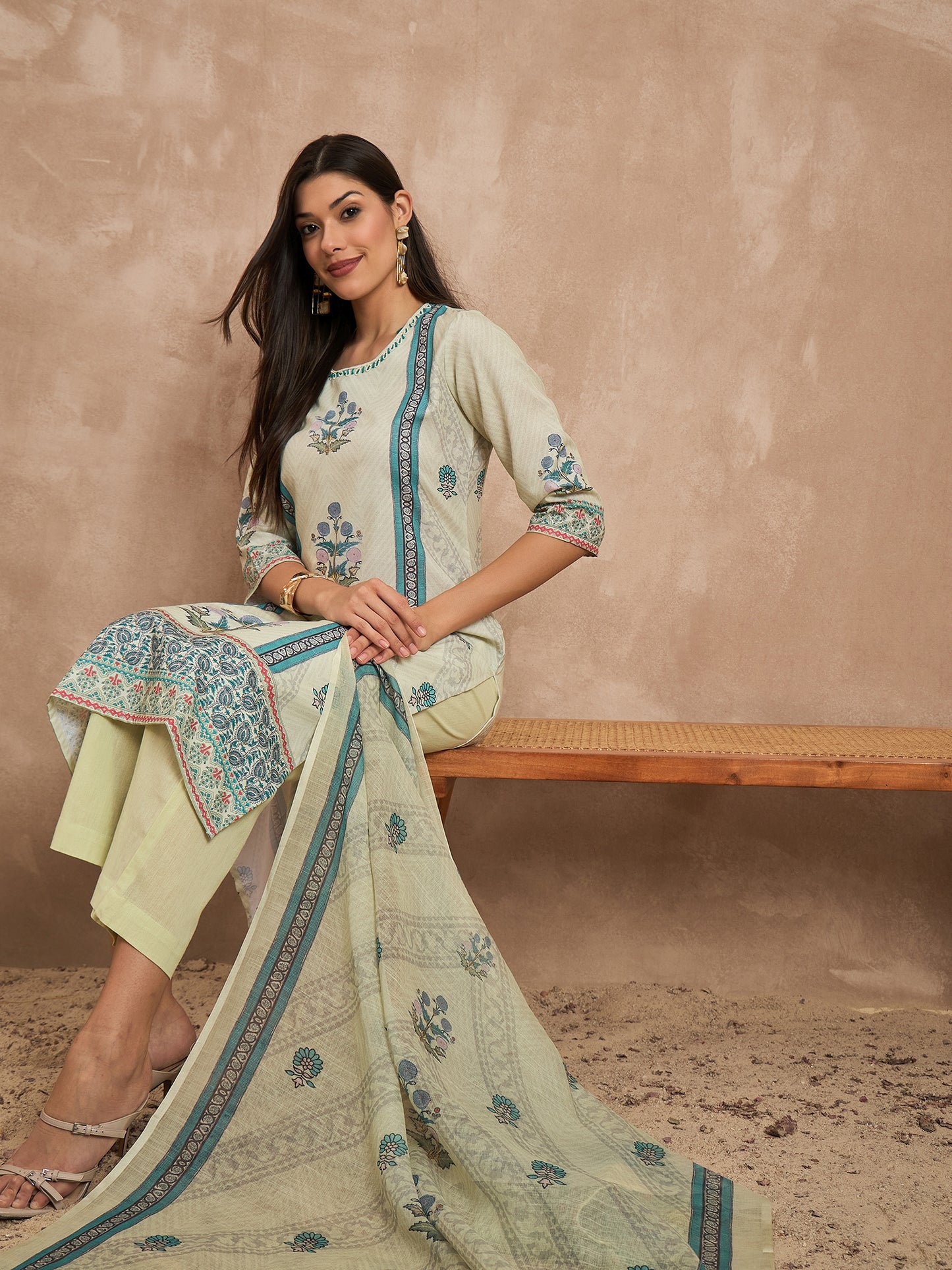 Women Floral Printed Cotton Kurta with Trousers & Dupatta