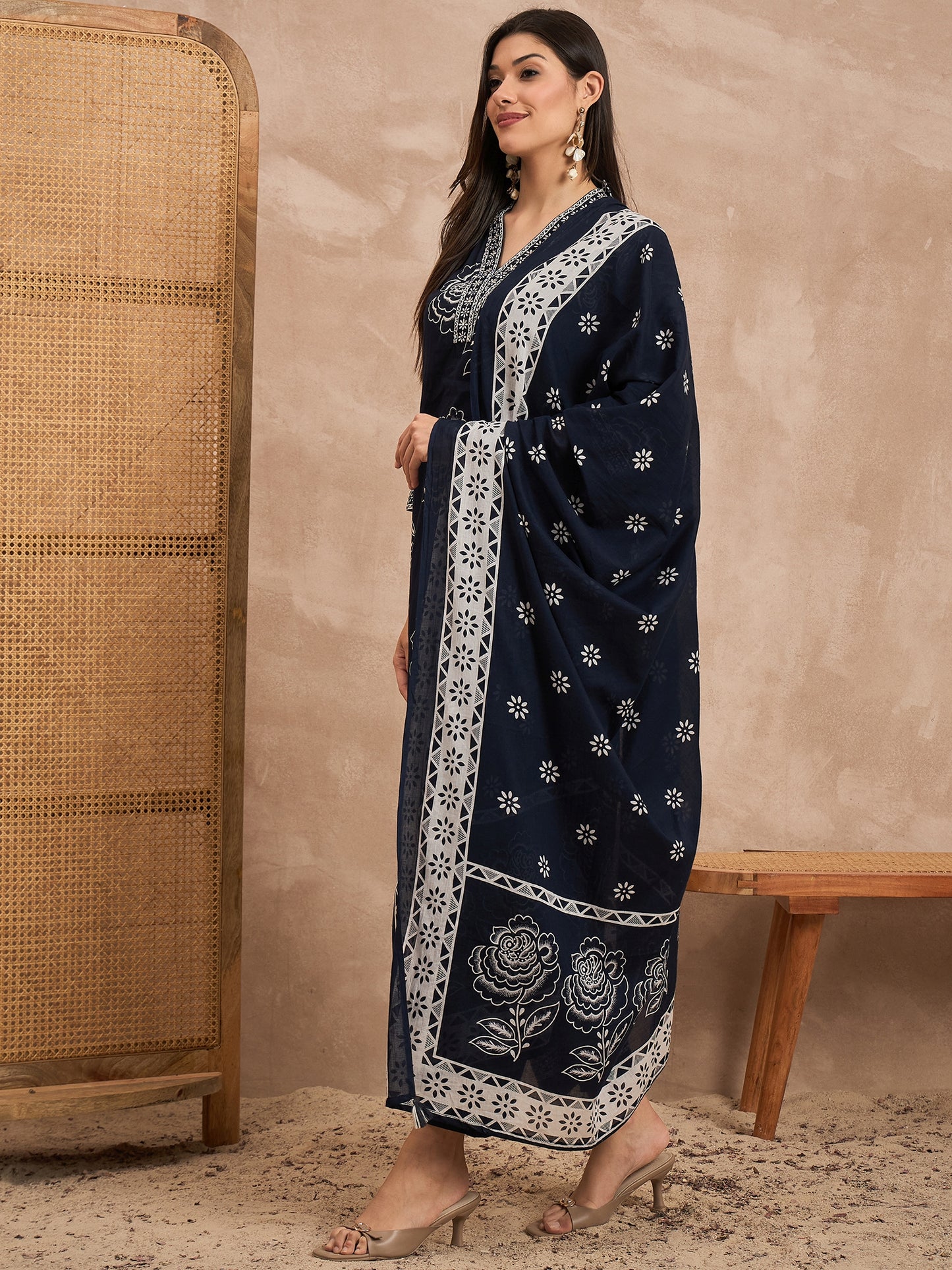 Women Floral Printed Cotton Kurta with Palazzos & Dupatta