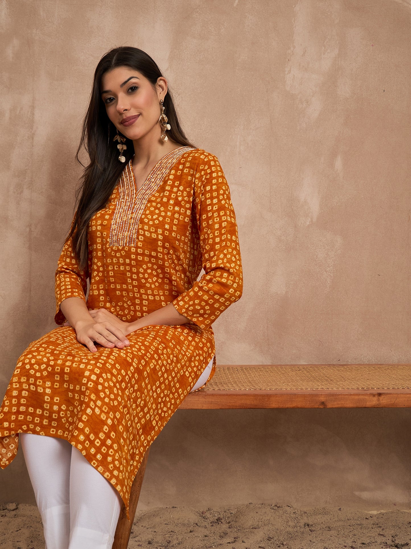 Women Ethnic Motifs Printed Festive Straight Kurta