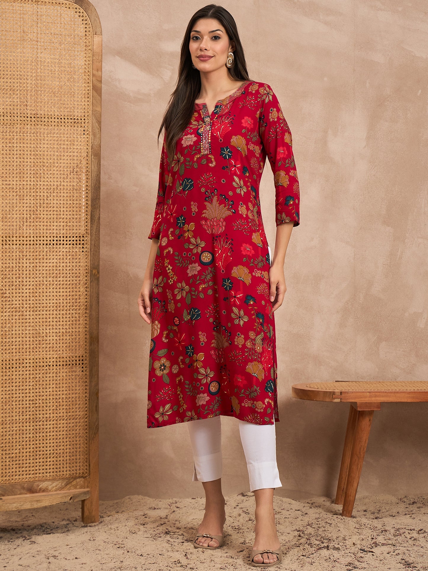 Women Floral Printed Beads and Stones Straight Kurta