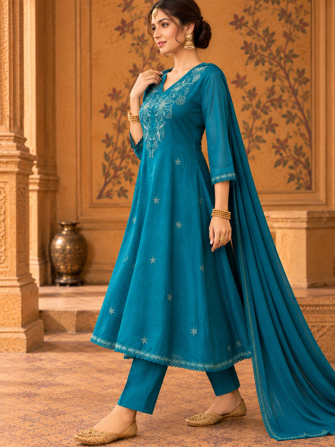 Women Ethnic Motifs Embroidered Regular Thread Work Kurta with Trousers & With Dupatta