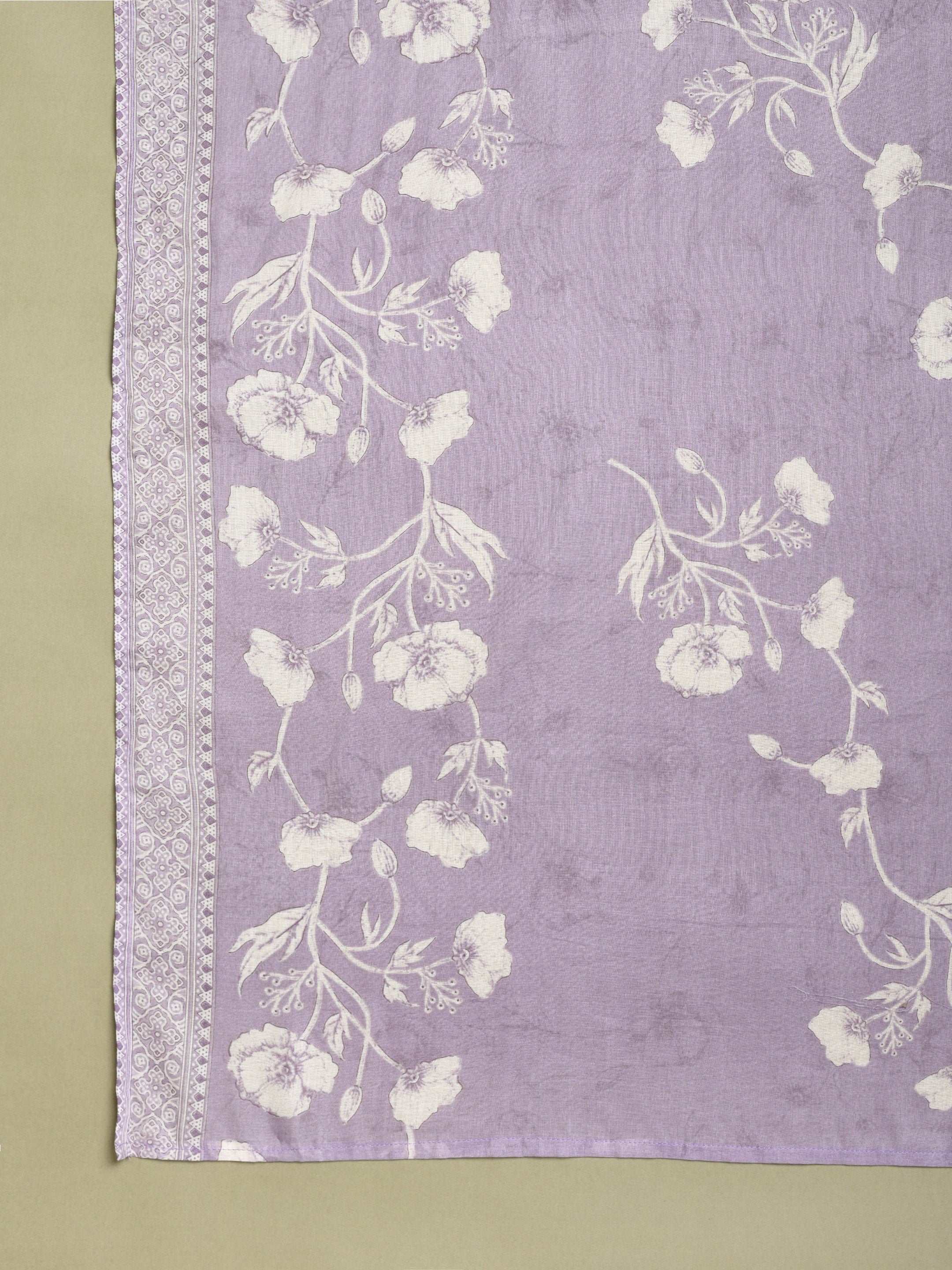 Women Floral Printed Kurti with Trousers & Dupatta